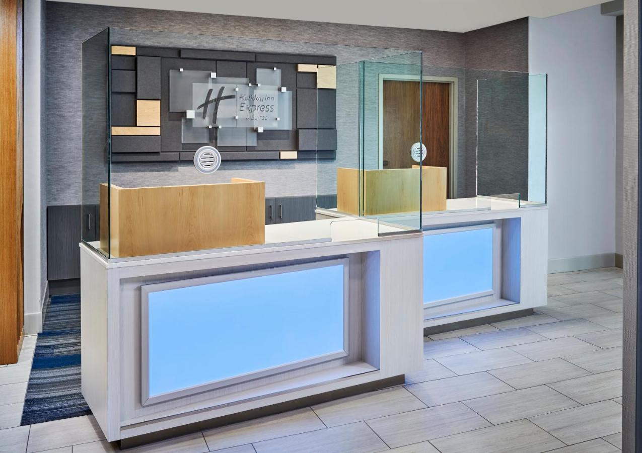 Holiday Inn Express & Suites Windsor East - Lakeshore By Ihg Tecumseh Dış mekan fotoğraf