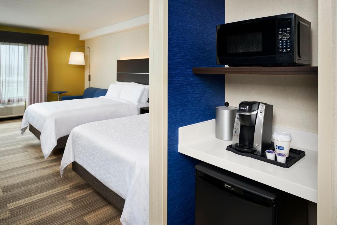 Holiday Inn Express & Suites Windsor East - Lakeshore By Ihg Tecumseh Dış mekan fotoğraf